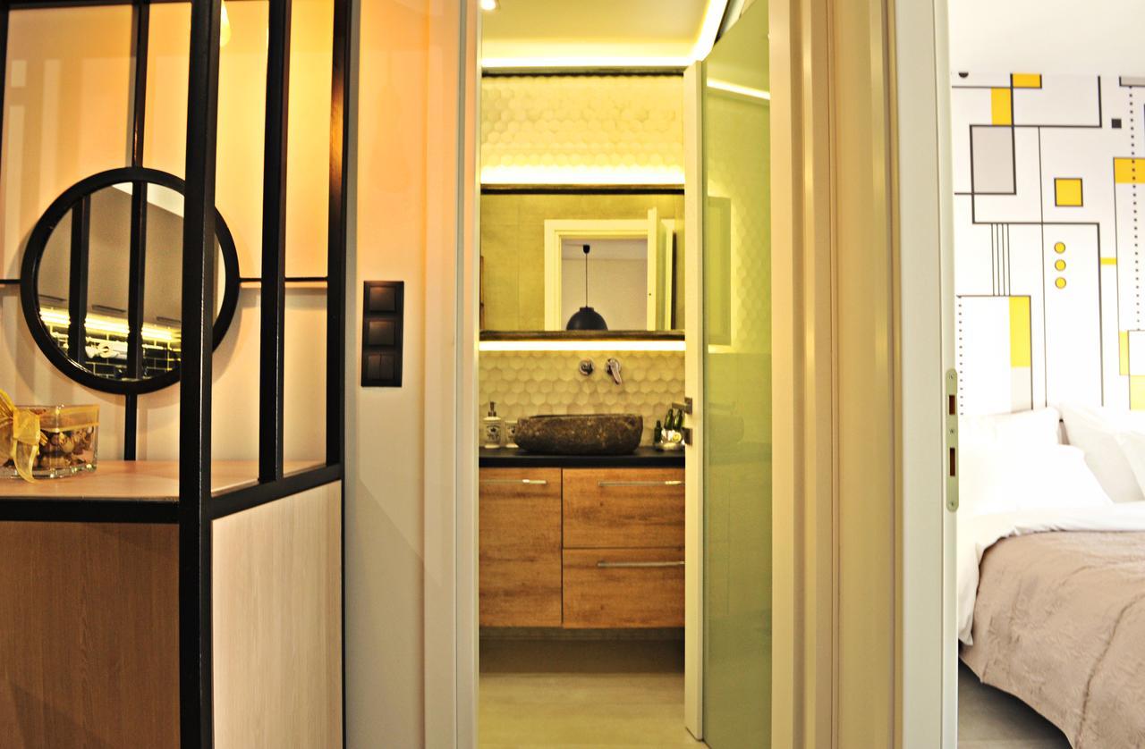The Athenians Modern Apartments Exterior photo